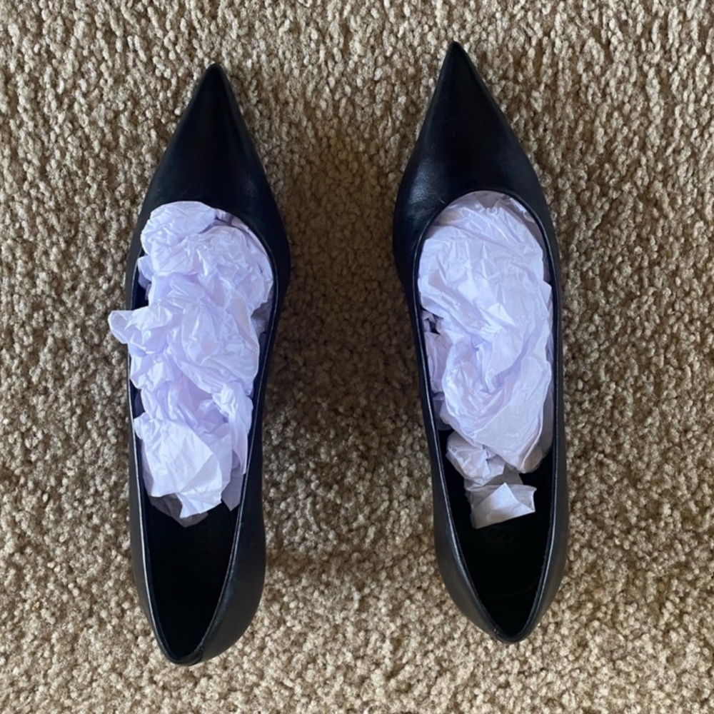 NWOB Schutz Stella Patent Pump Size 7.5